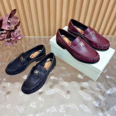 ST33572 Burberry Comfort Walking Breathable Shoes Classic Casual Travel Shoes Special grid pattern Logo Sneakers