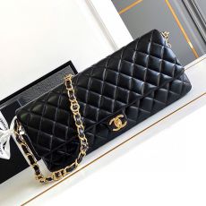 ST60221 CHANEL 24A New Wide Chain Stick Handbag Classic Diamond Grid Single Shoulder Bag Soft Oil Wax Sheepskin AS5006