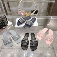ST55233 Classic letter shaped slippers with adhesive flat bottom slippers simple and easy to put on and take off design