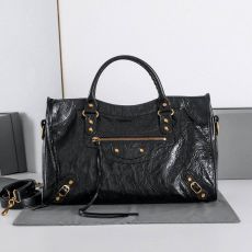 ST05371 2026 New Vintage Motorcycle Bag Women Black Gold Rivet City Tote Bag Large Capacity Oil Wax Leather Crossbody Shoulder Bag Multi-way Streetwear Handbag